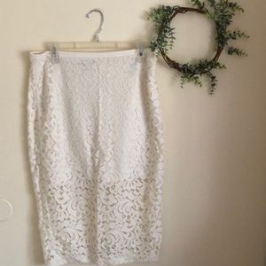 Express Lace off white midi pencil skirt